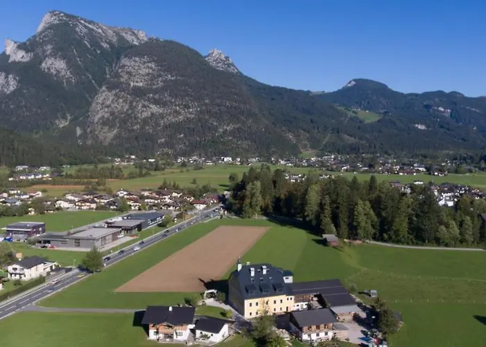 Pfarrhofbauer * Sankt Martin bei Lofer